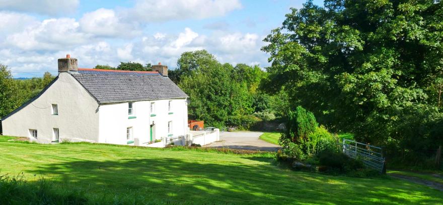 Rhostwarch Old Farmhouse
