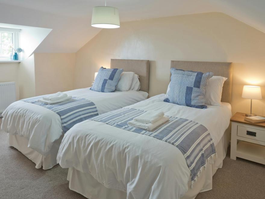 Aberporth Coastal Cottage