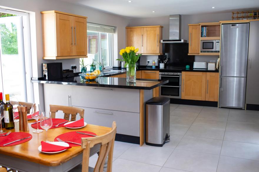 Bryn-y-Mor Apartment