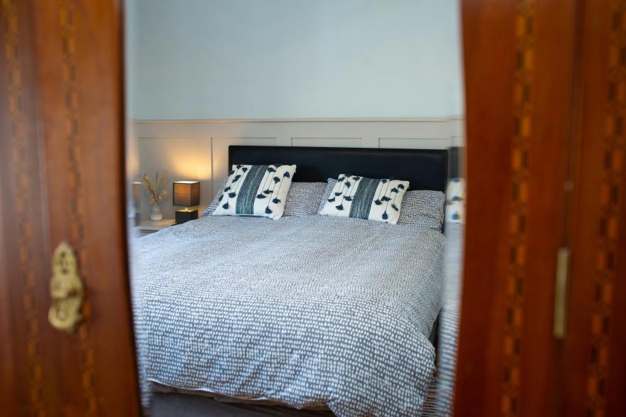 Bryn-y-Mor Apartment