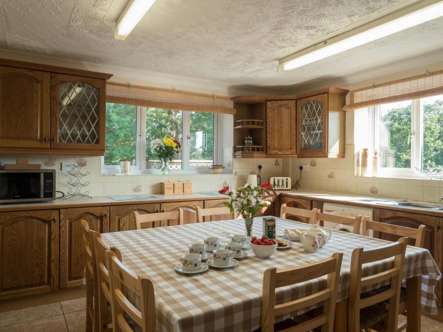 Elmtree Cottage