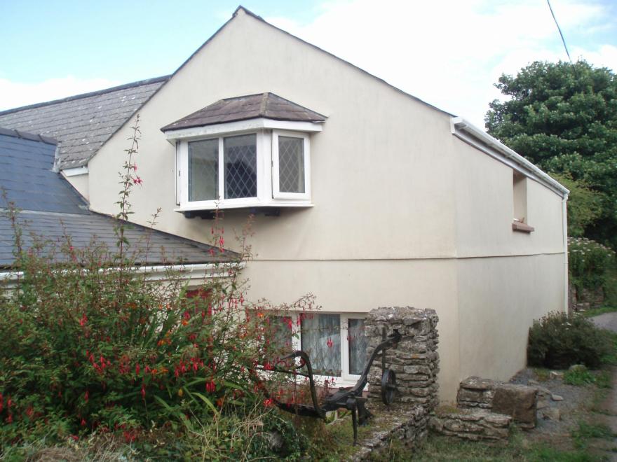 Horseshoe Cottage