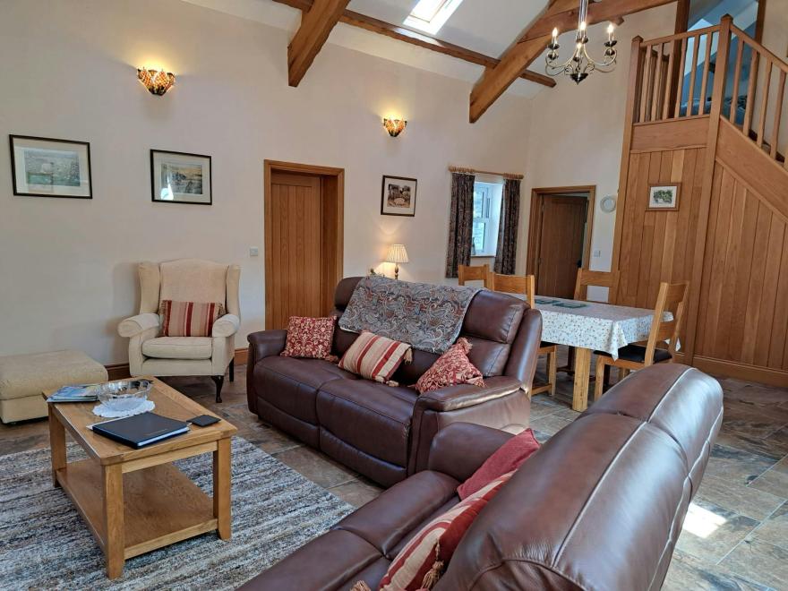 Hirwaun Cottage