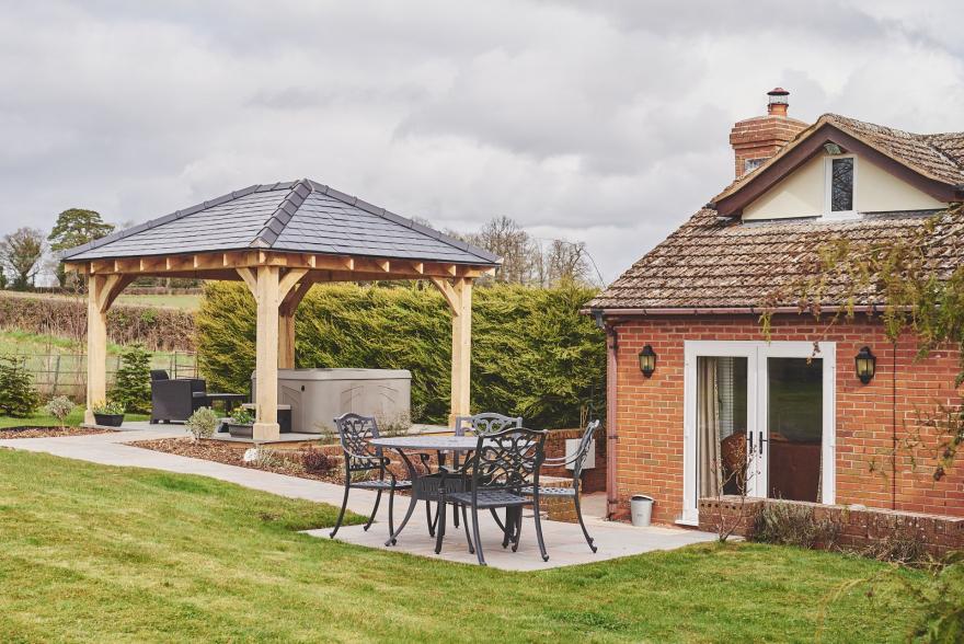 Kingfisher Cottage