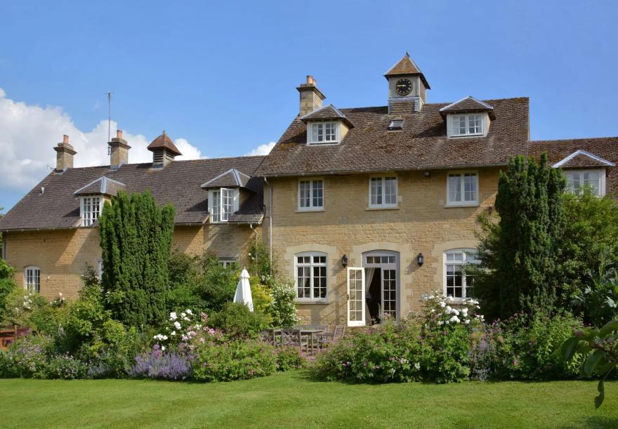 Byron Cottage