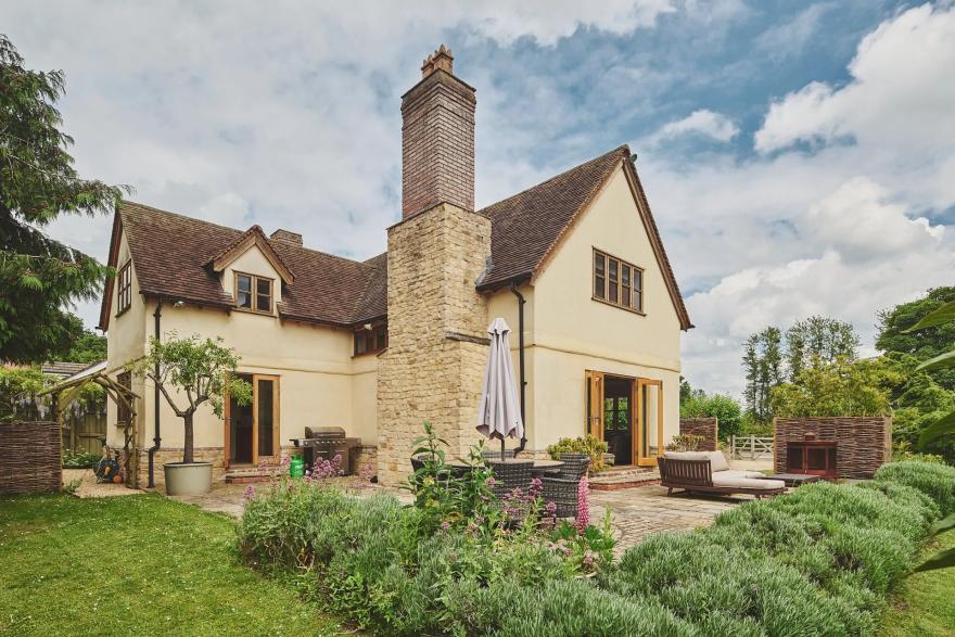 Apple Tree Cottage