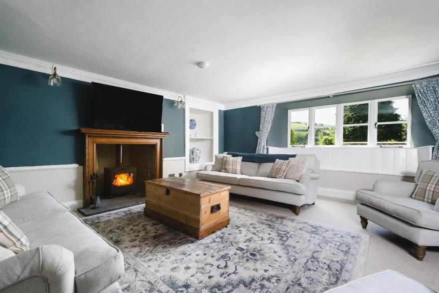 Summergreen Farmhouse