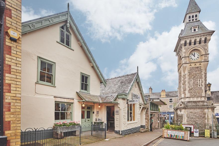 Hay Market House