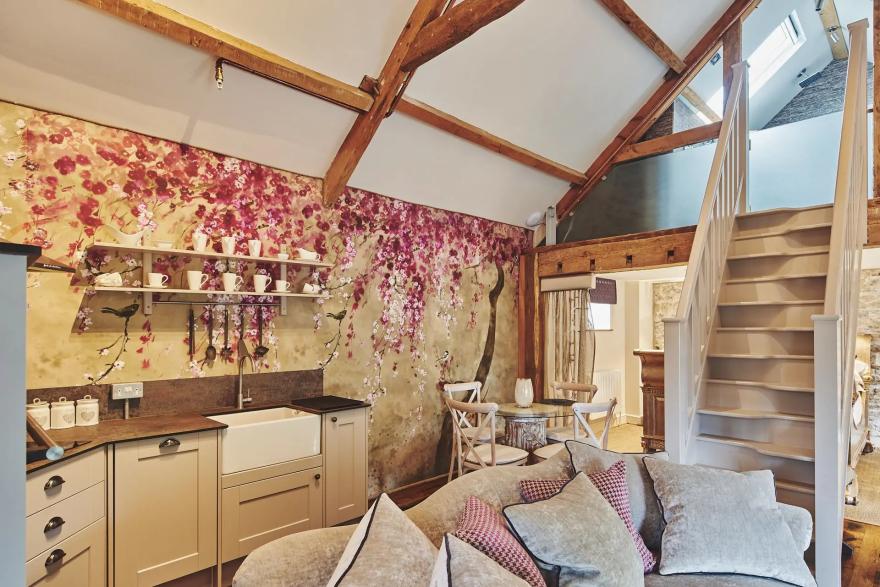 Hollyhock Cottage