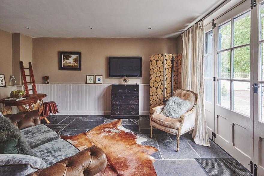 Mimosa Cottage