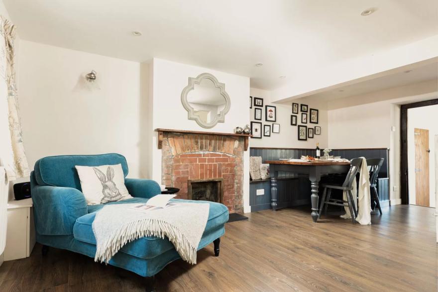 Myrtle Cottage