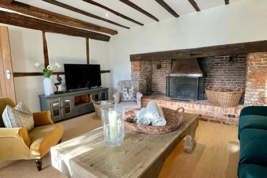 Acacia Cottage