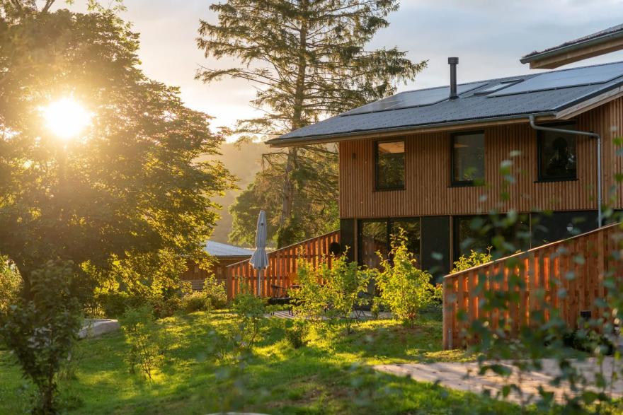 Cedar Lodge